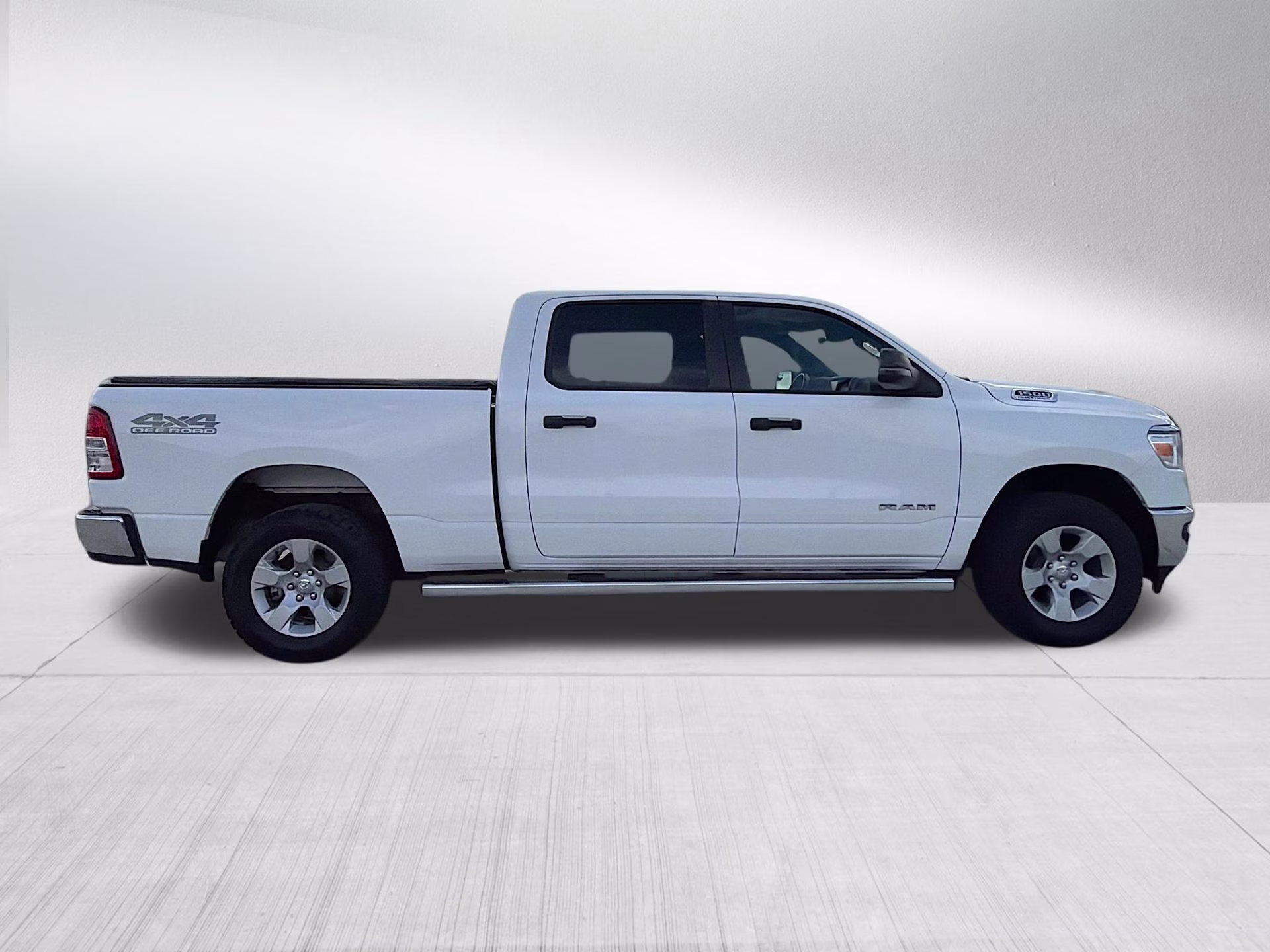 2023 Bright White Clearcoat Ram 1500 Big Horn/Lone Star 4X4 Truck