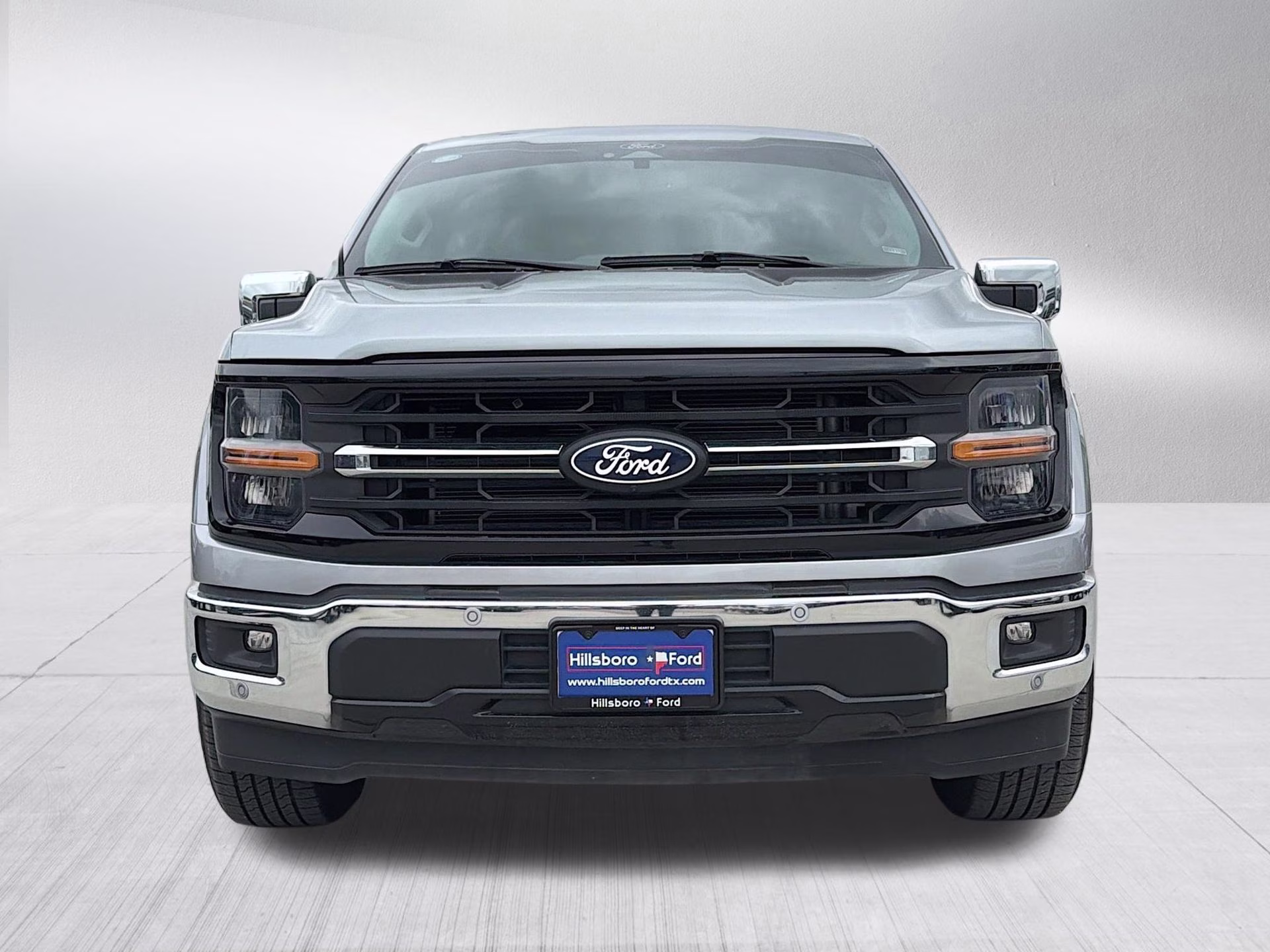 2024 Iconic Silver Metallic Ford F-150 XLT RWD Truck
