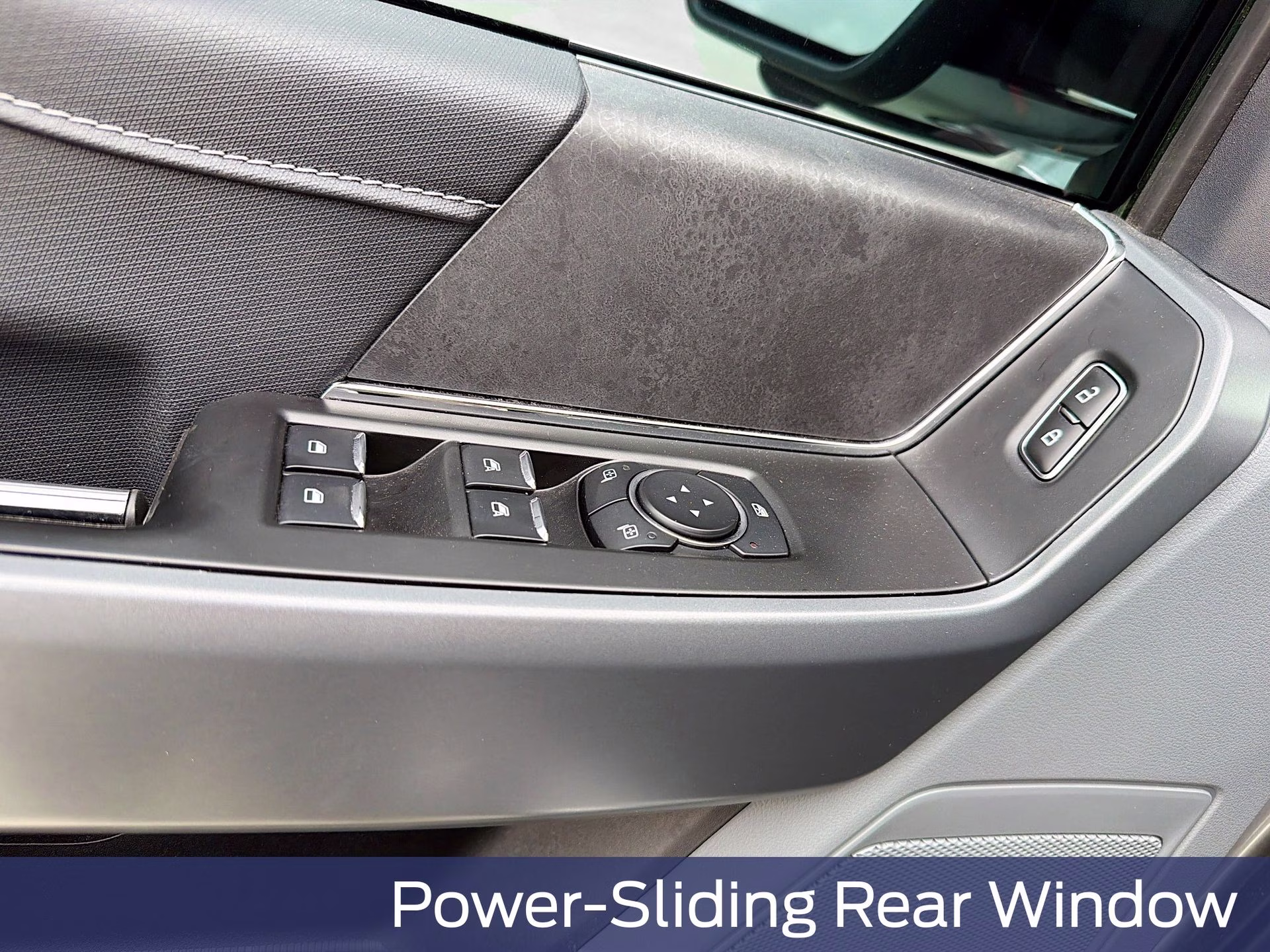2024 Iconic Silver Metallic Ford F-150 XLT RWD Truck