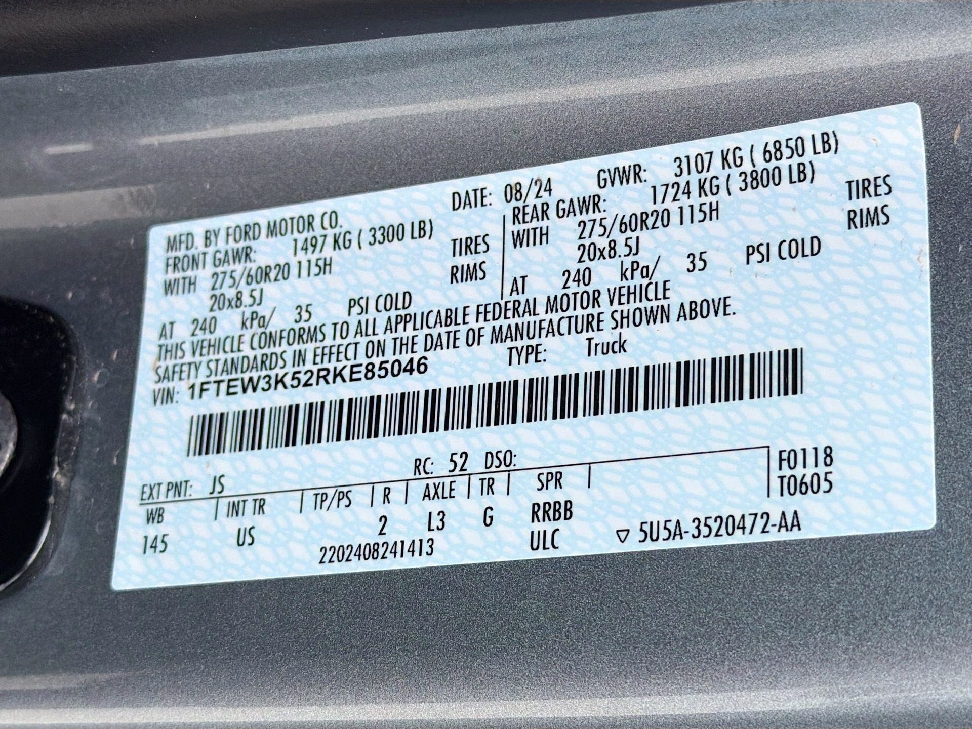 2024 Iconic Silver Metallic Ford F-150 XLT RWD Truck