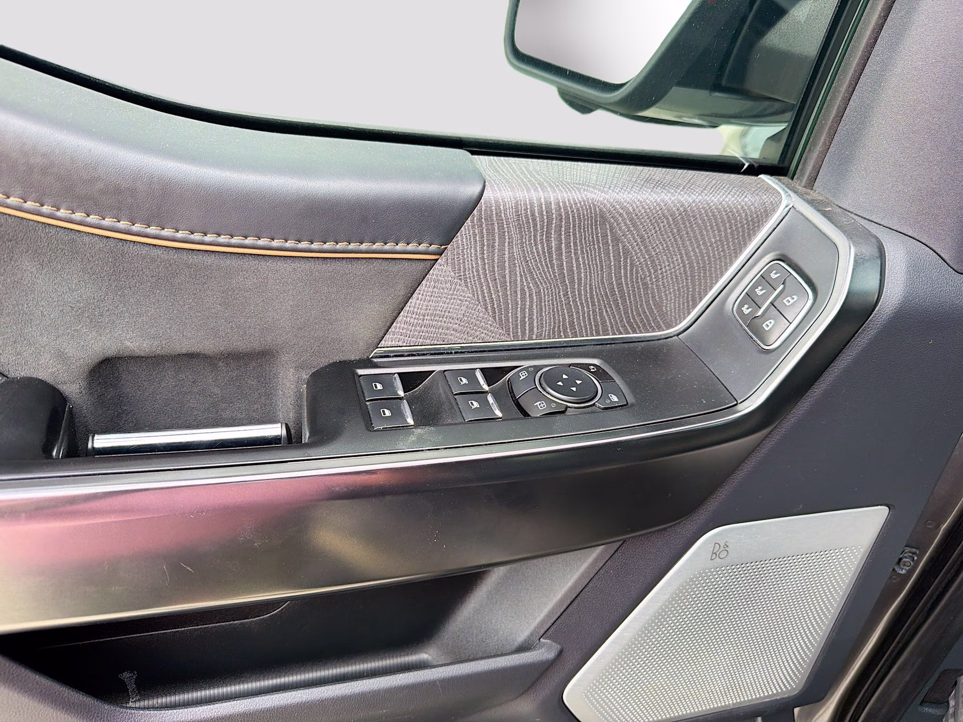 2023 Gray Metallic Ford F-150 Platinum 4X4 Truck
