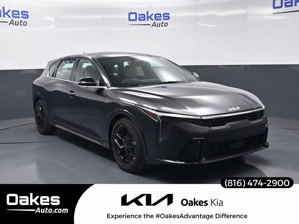 2026 Interstellar Gray Kia K4 Hatchback GT-Line Turbo FWD Hatchback