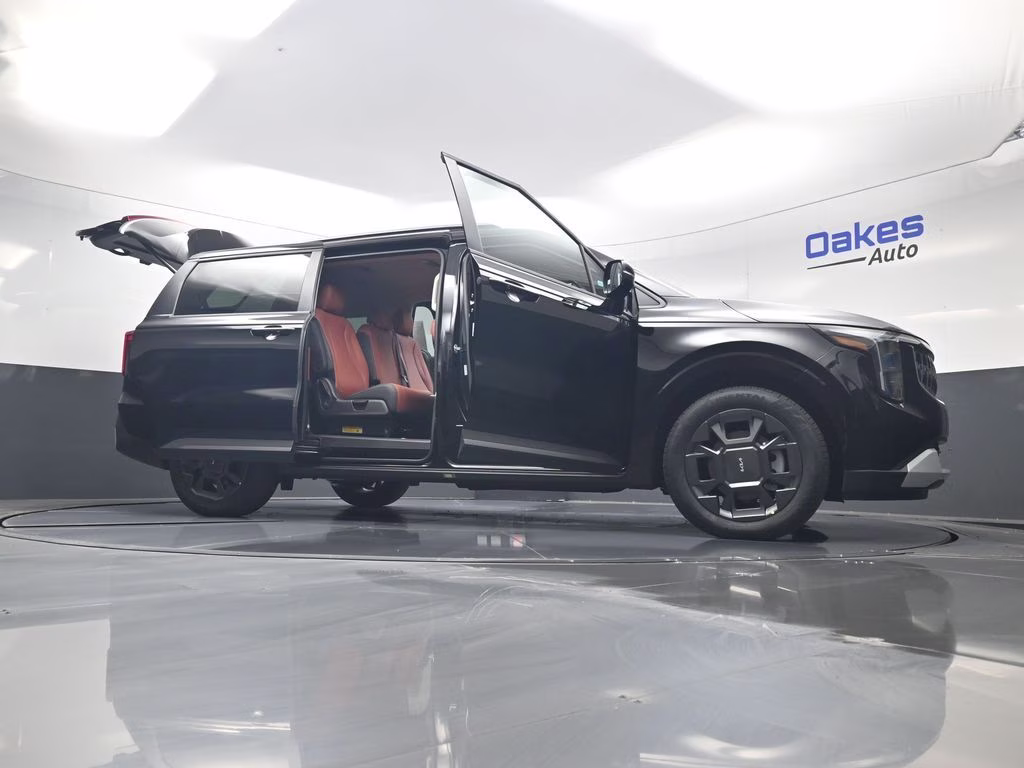 2026 Aurora Black Pearl Kia Carnival Hybrid EX FWD Van