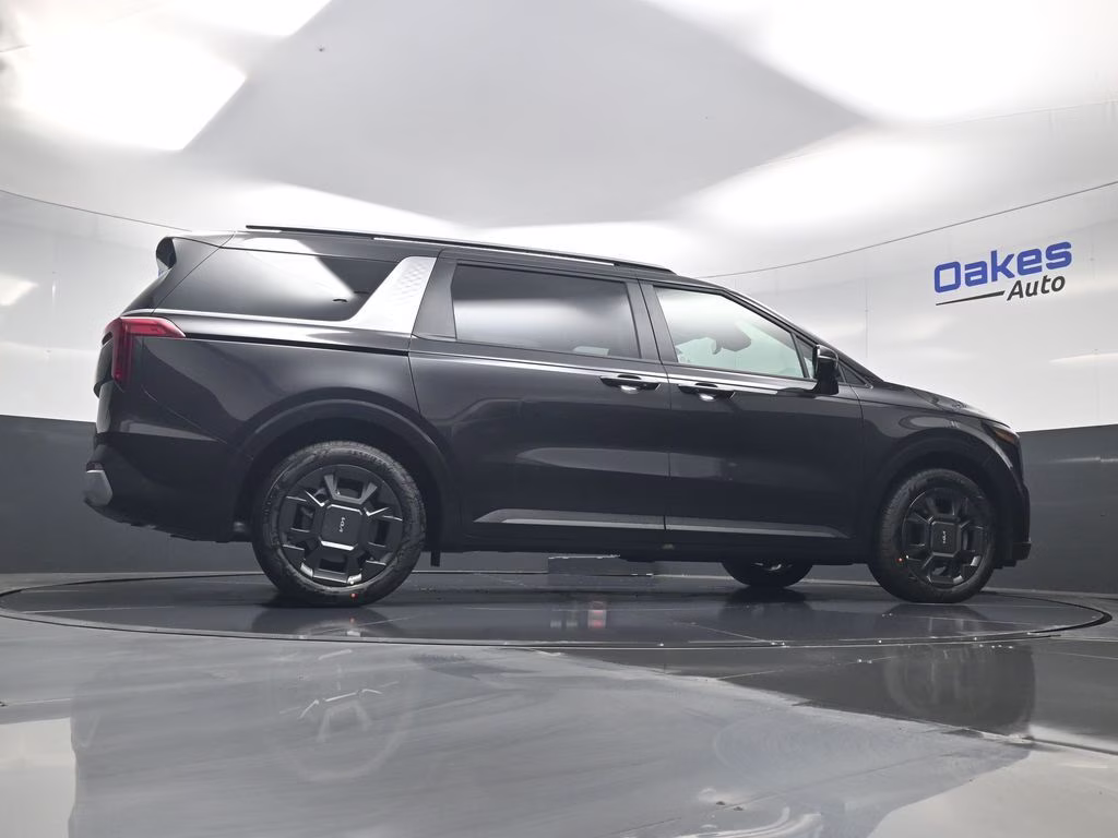 2026 Panthera Metal Kia Carnival Hybrid EX FWD Van