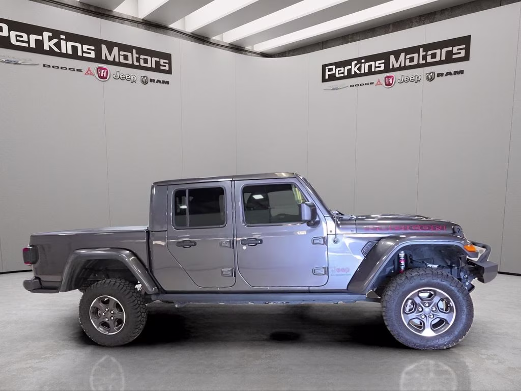 2021 Granite Crystal Metallic Clearcoat Jeep Gladiator Rubicon 4X4 Truck