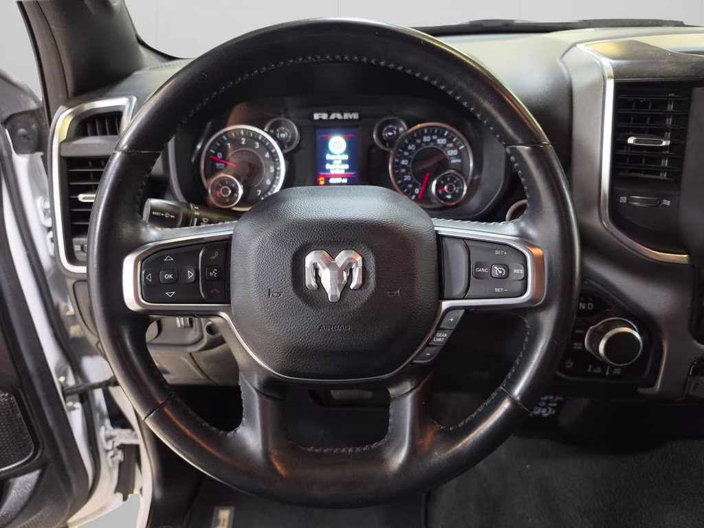2024 Bright White Clearcoat Ram 1500 Big Horn/Lone Star 4X4 Truck