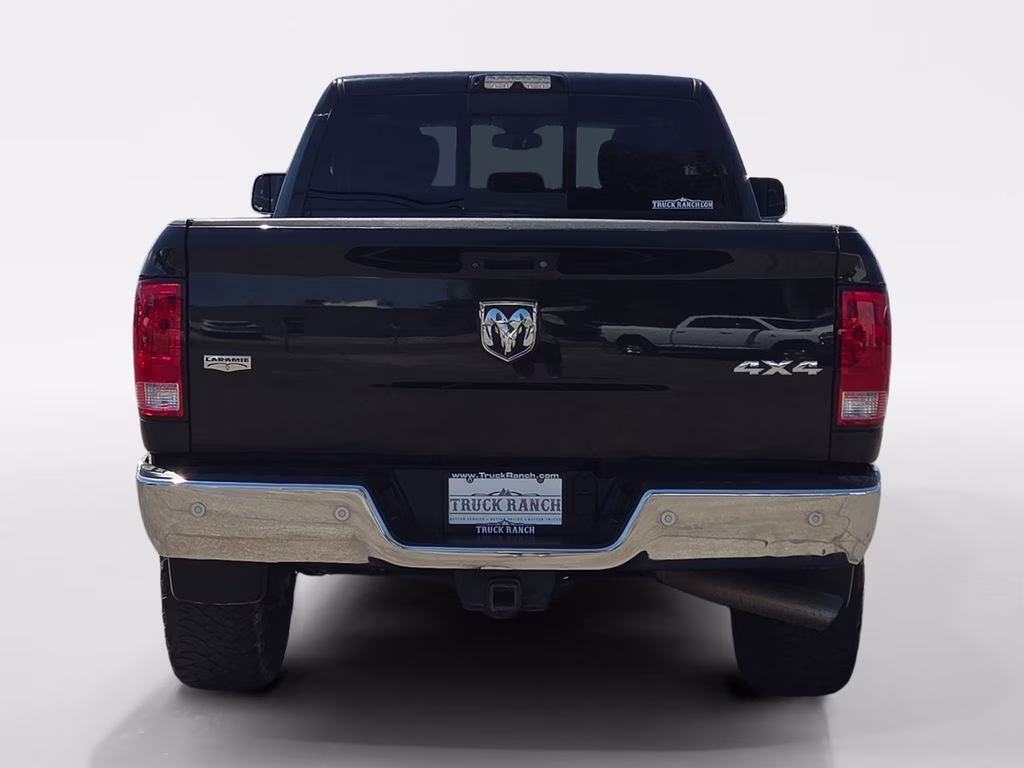 2017 Brilliant Black Crystal Pearlcoat Ram 2500 Laramie 4X4 Truck