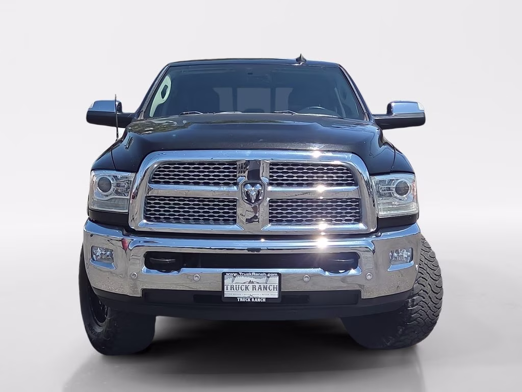 2017 Brilliant Black Crystal Pearlcoat Ram 2500 Laramie 4X4 Truck