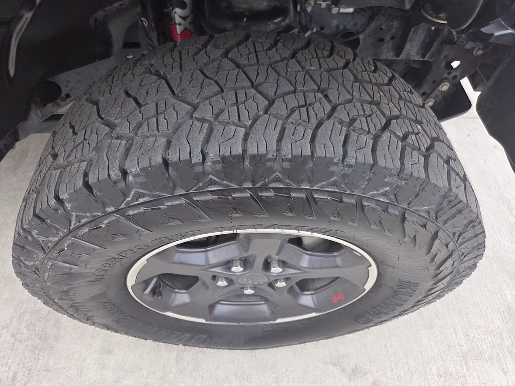 2020 Black Clearcoat Jeep Gladiator Rubicon 4X4 Truck