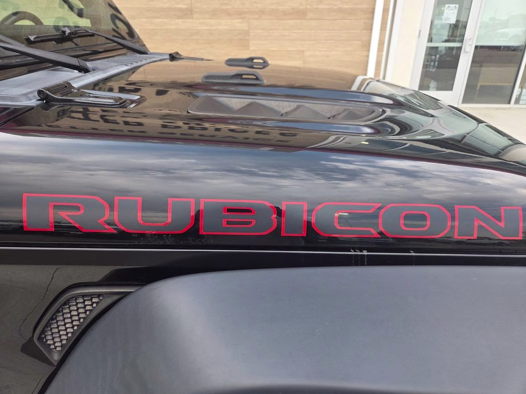 2020 Black Clearcoat Jeep Gladiator Rubicon 4X4 Truck