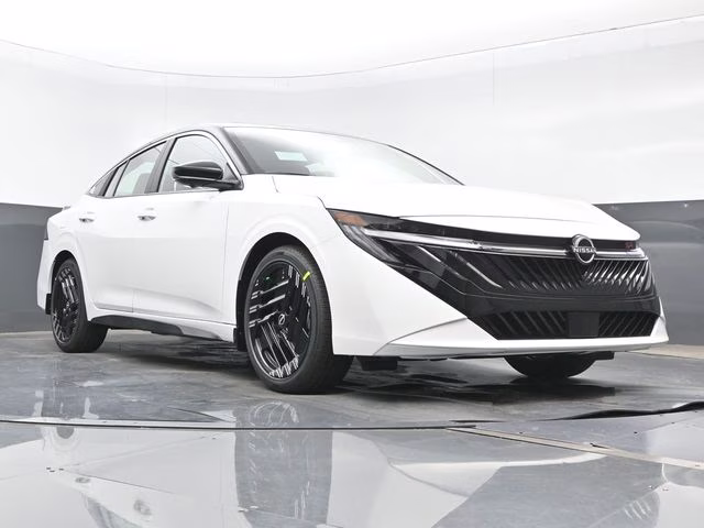 2026 Aspen White/Super Black Nissan Sentra SR FWD Sedan