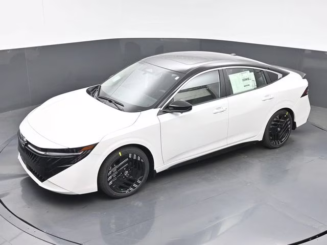 2026 Aspen White/Super Black Nissan Sentra SR FWD Sedan