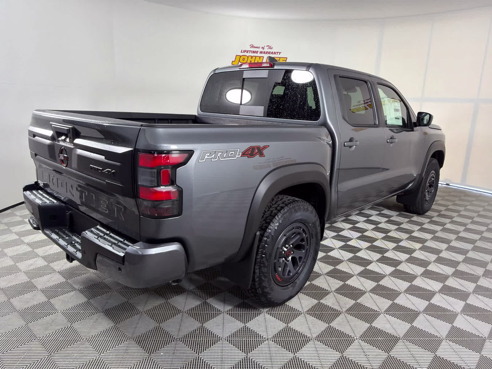 2026 Gun Metallic Nissan Frontier PRO-4X 4X4 Truck