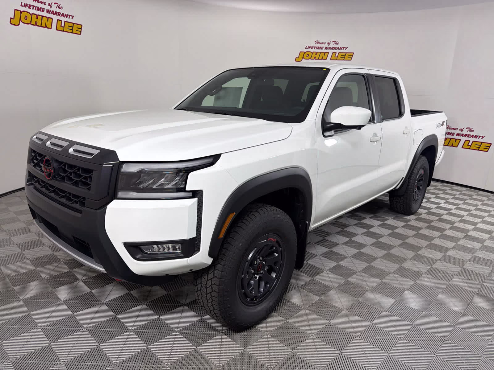 2026 Nissan Frontier PRO-4X Crew Cab 4X4's photo