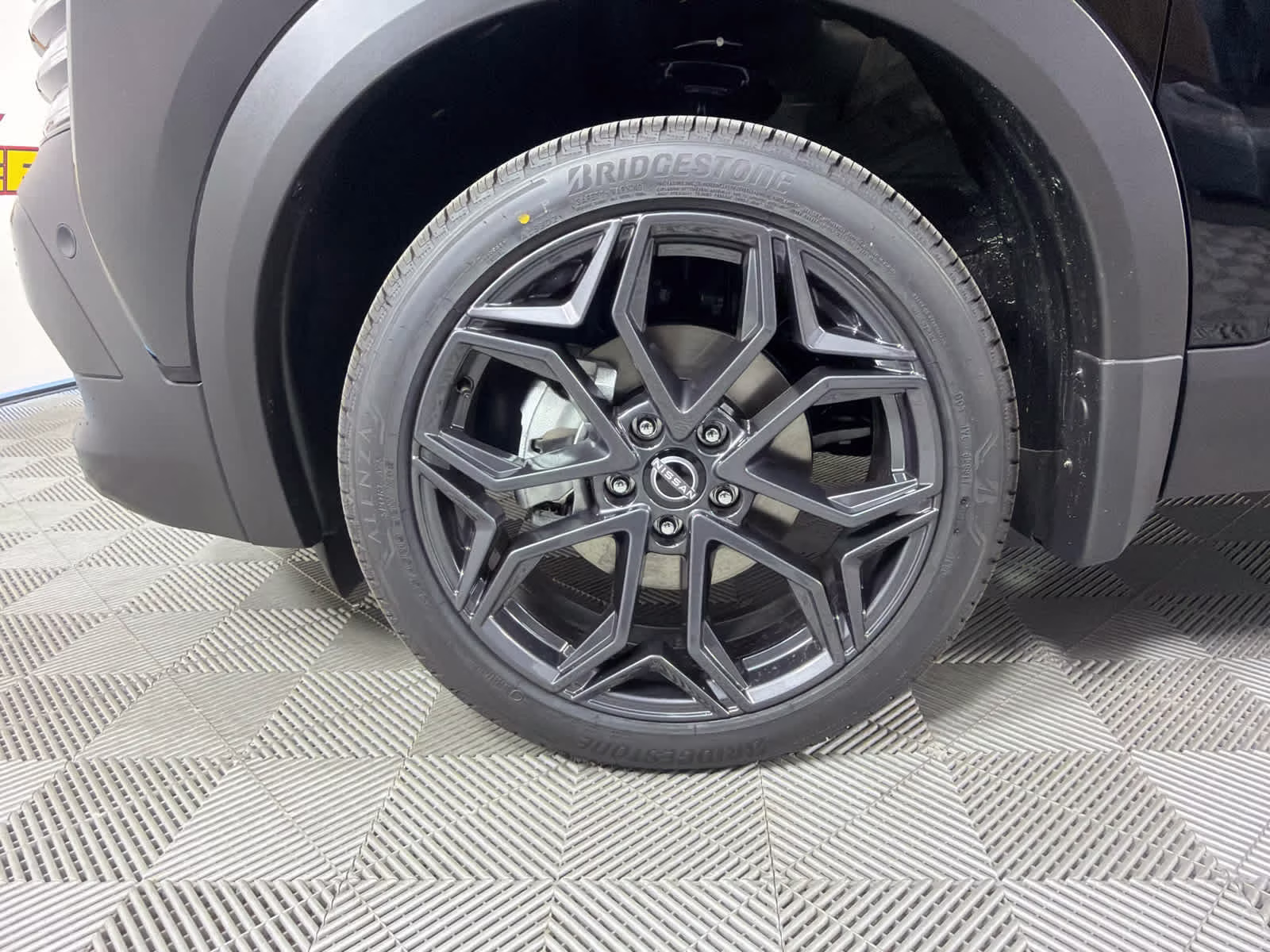 2026 Super Black Nissan Kicks SR FWD SUV