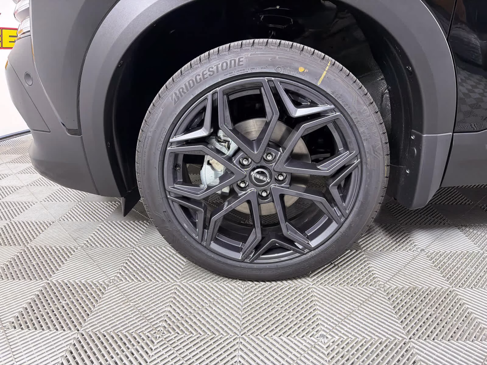 2026 Super Black Nissan Kicks SR FWD SUV