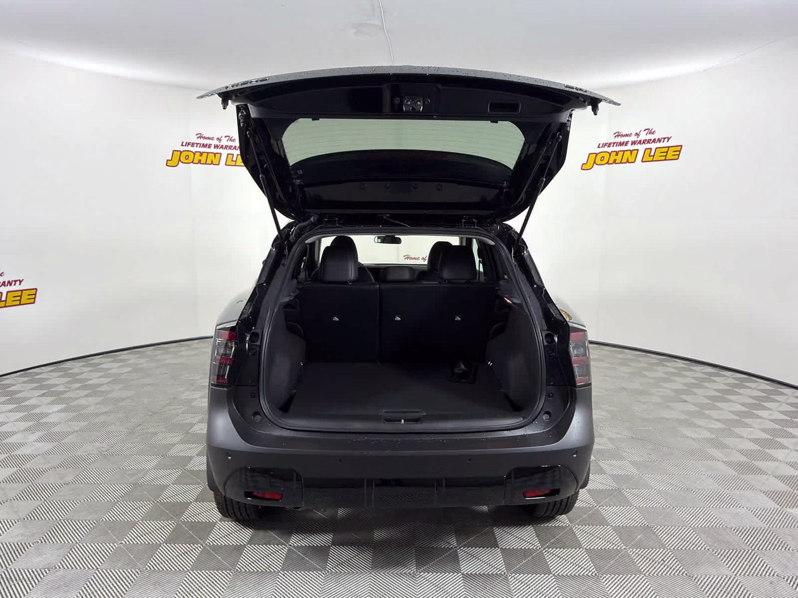 2026 Super Black Nissan Kicks SR FWD SUV