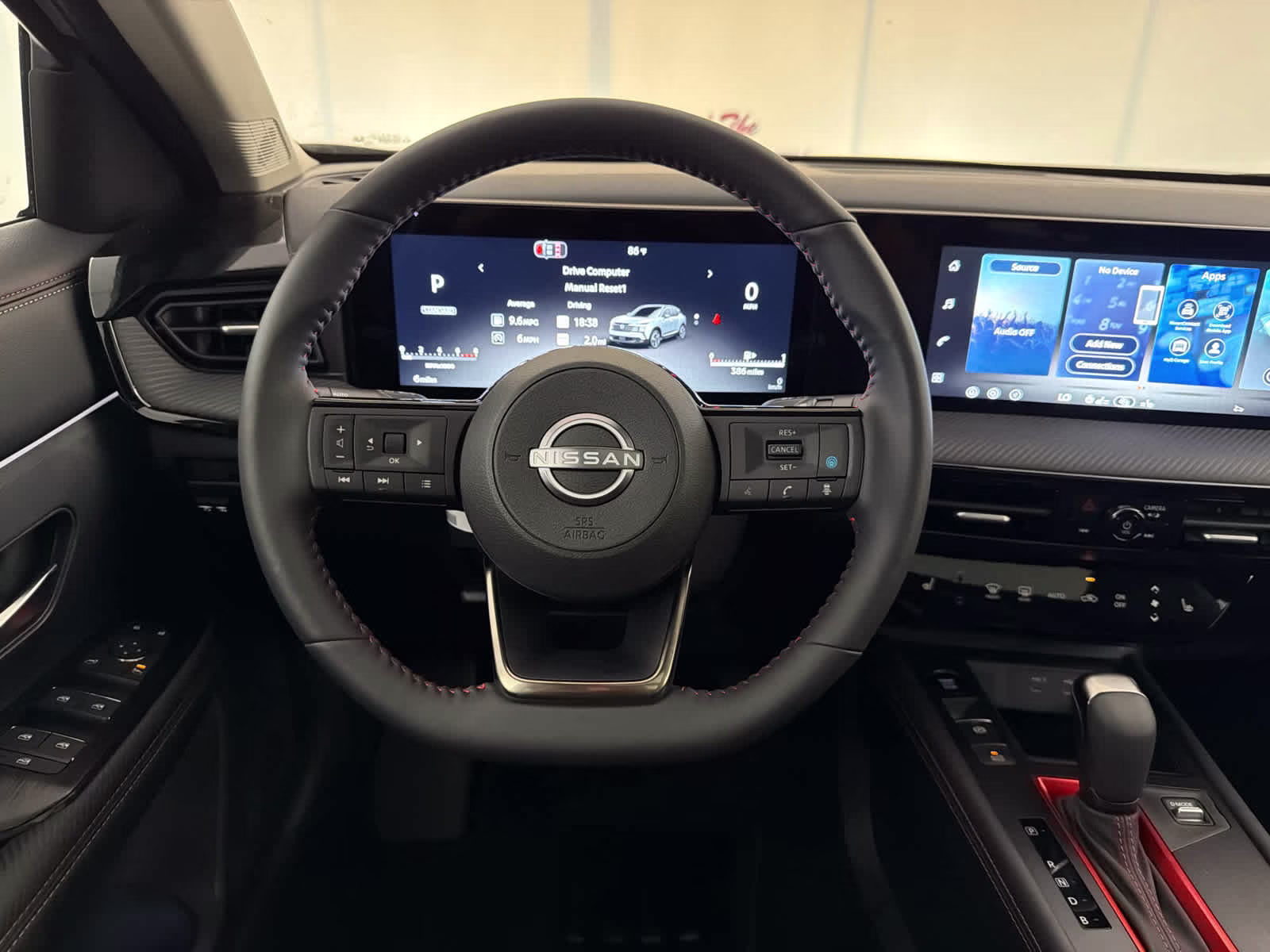 2026 Aspen White Tricoat/Super Black Nissan Kicks SR FWD SUV