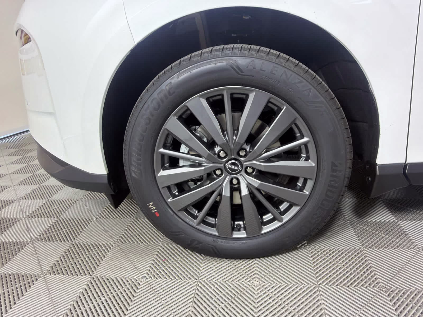 2026 Everest White Pearl Tricoat Nissan Murano SL AWD SUV
