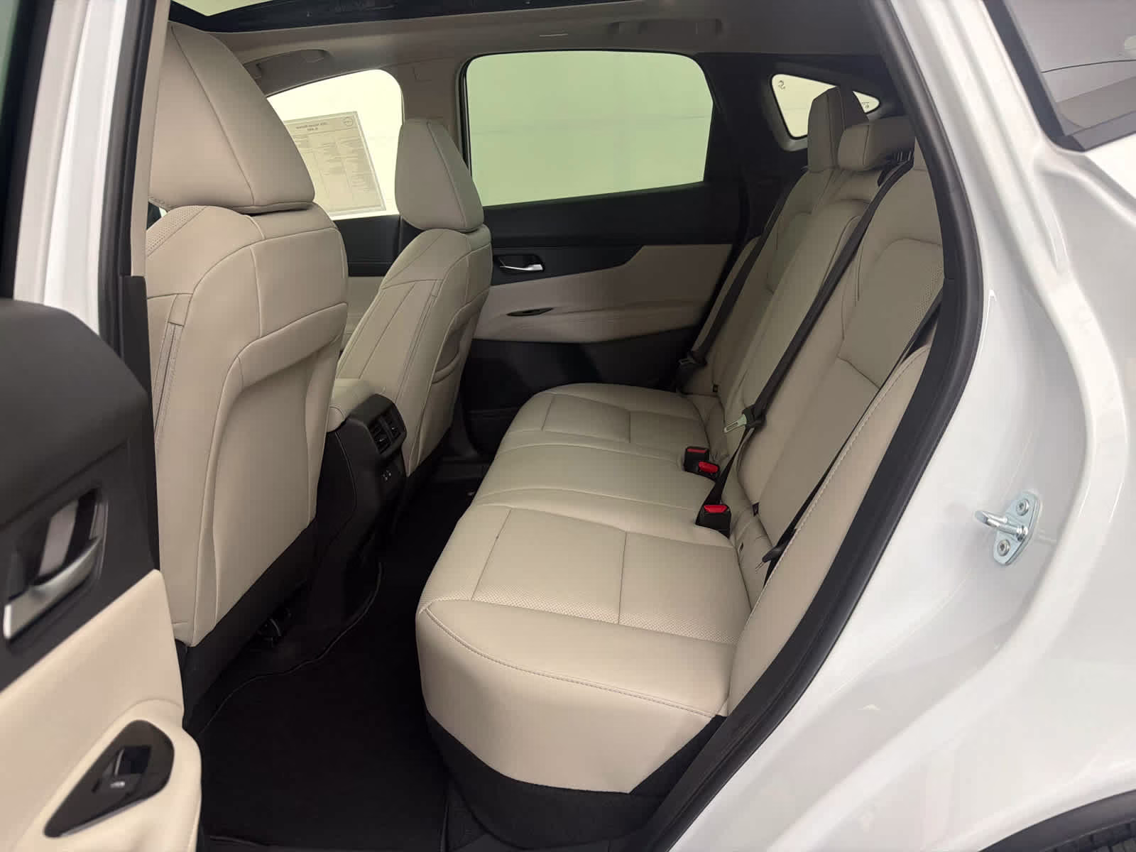 2026 Everest White Pearl Tricoat Nissan Murano SL AWD SUV