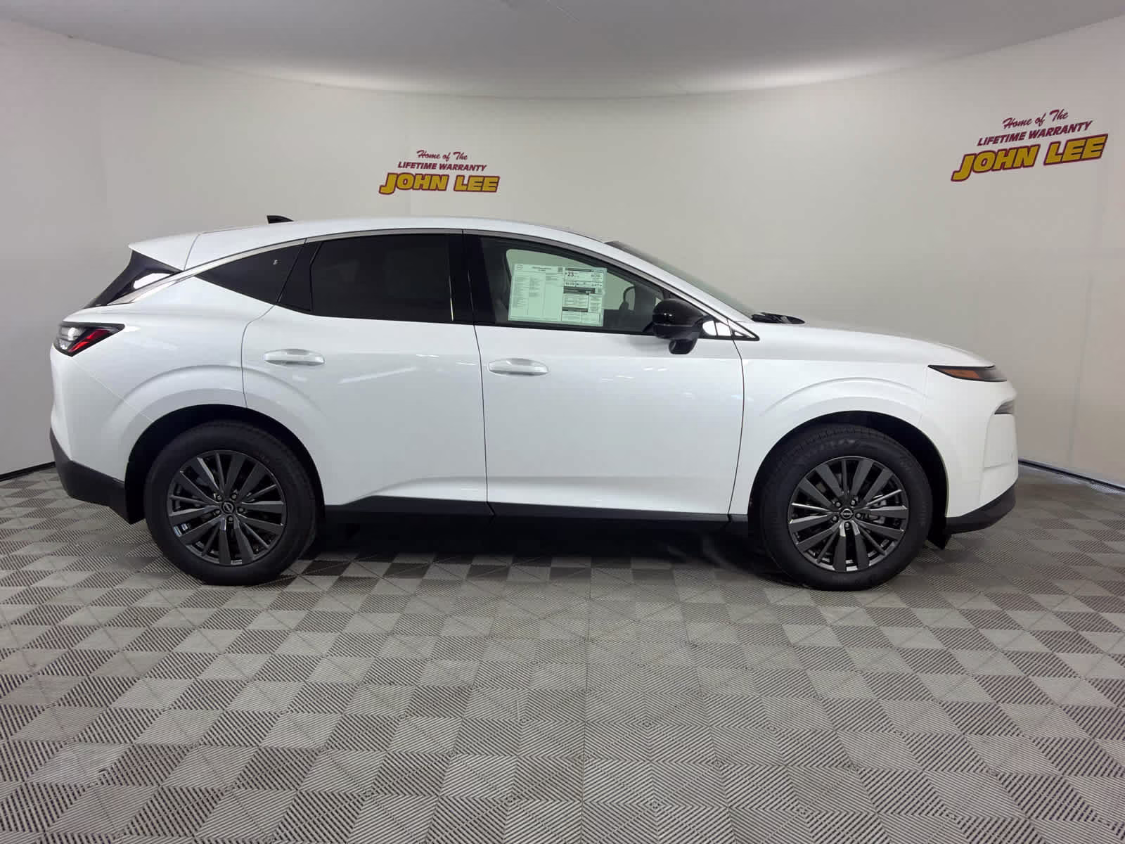 2026 Everest White Pearl Tricoat Nissan Murano SL AWD SUV