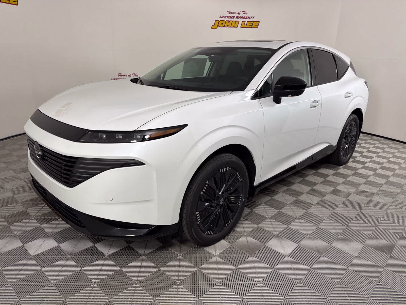 2026 Everest White Pearl Tricoat Nissan Murano Platinum AWD SUV