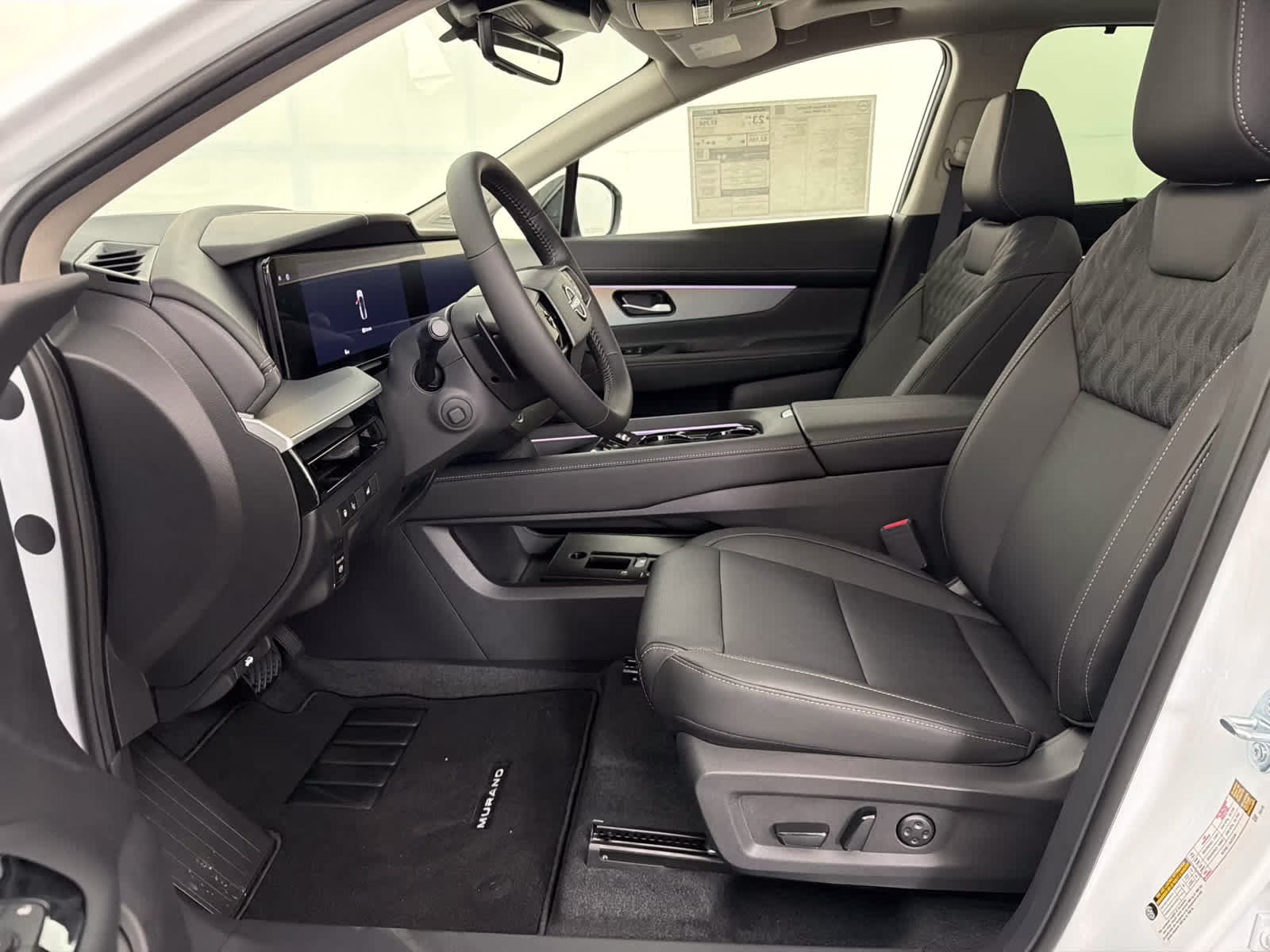 2026 Everest White Pearl Tricoat Nissan Murano Platinum AWD SUV