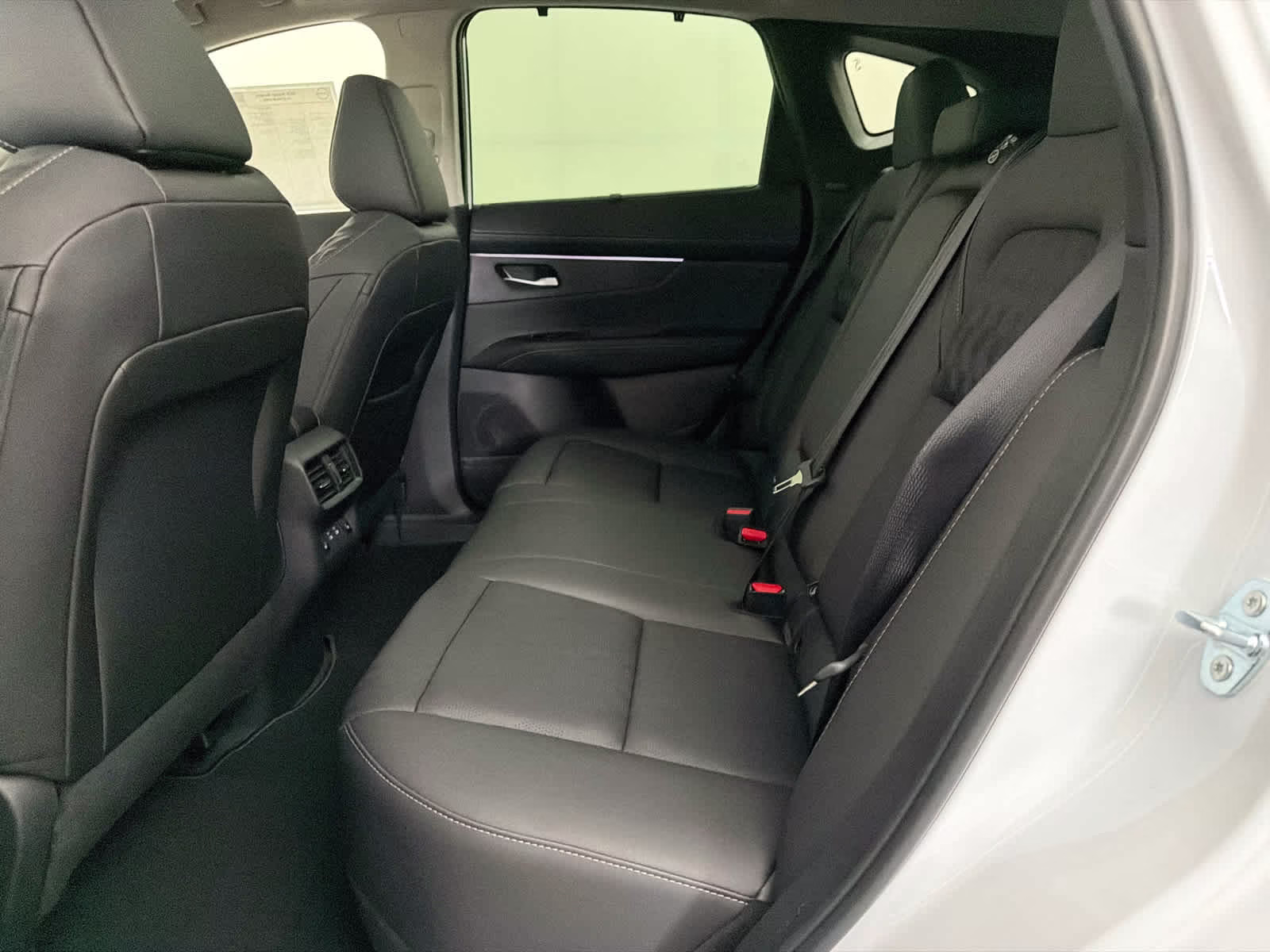 2026 Everest White Pearl Tricoat Nissan Murano Platinum AWD SUV