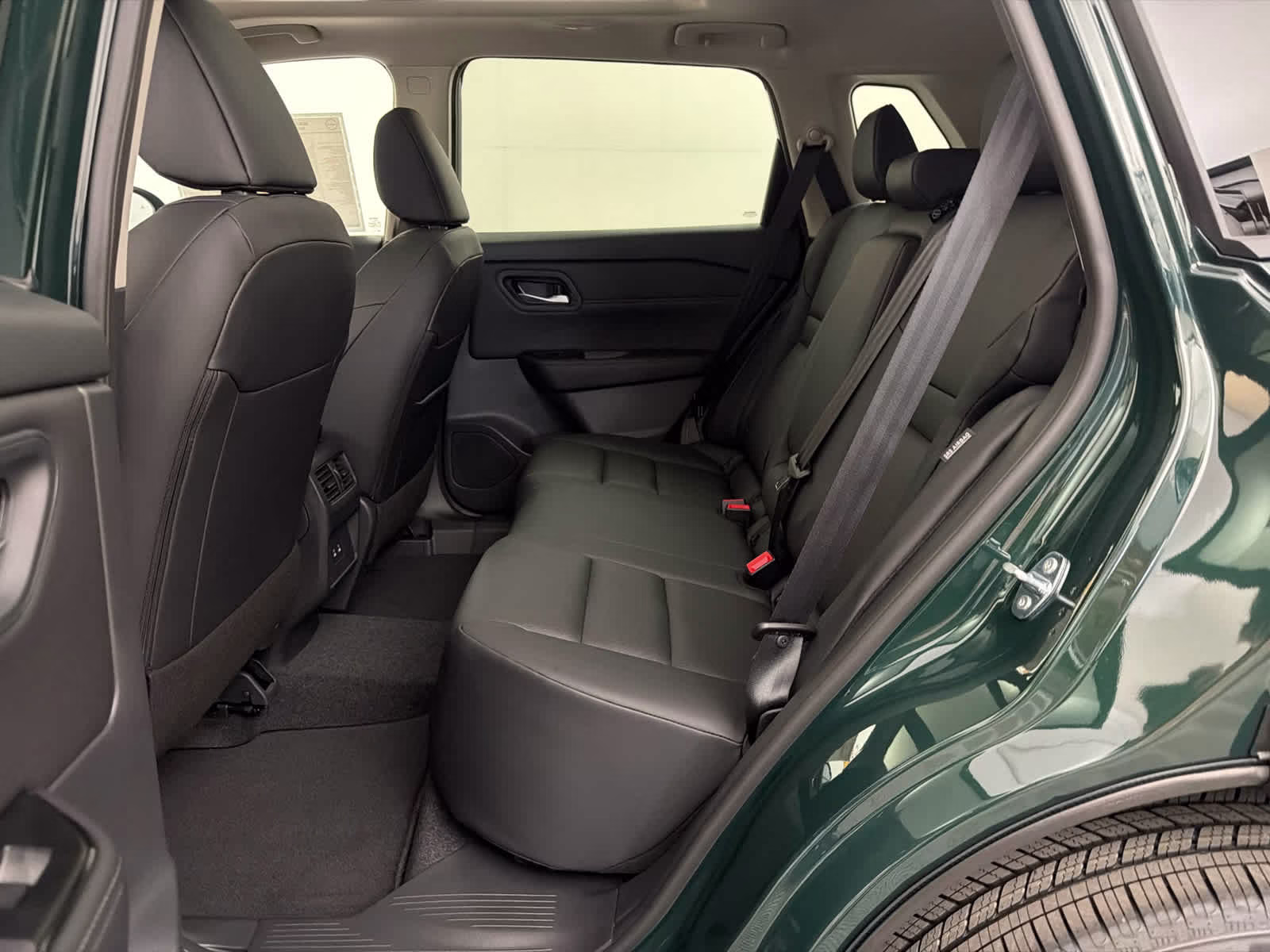 2026 Obsidian Green Nissan Rogue Dark Armor FWD SUV