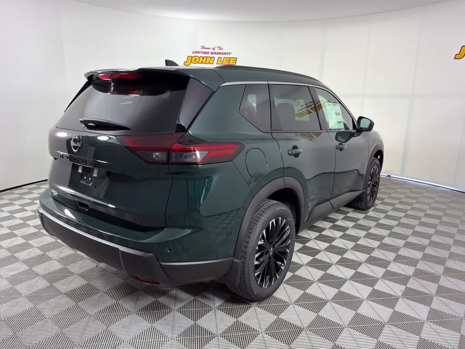2026 Obsidian Green Nissan Rogue Dark Armor FWD SUV