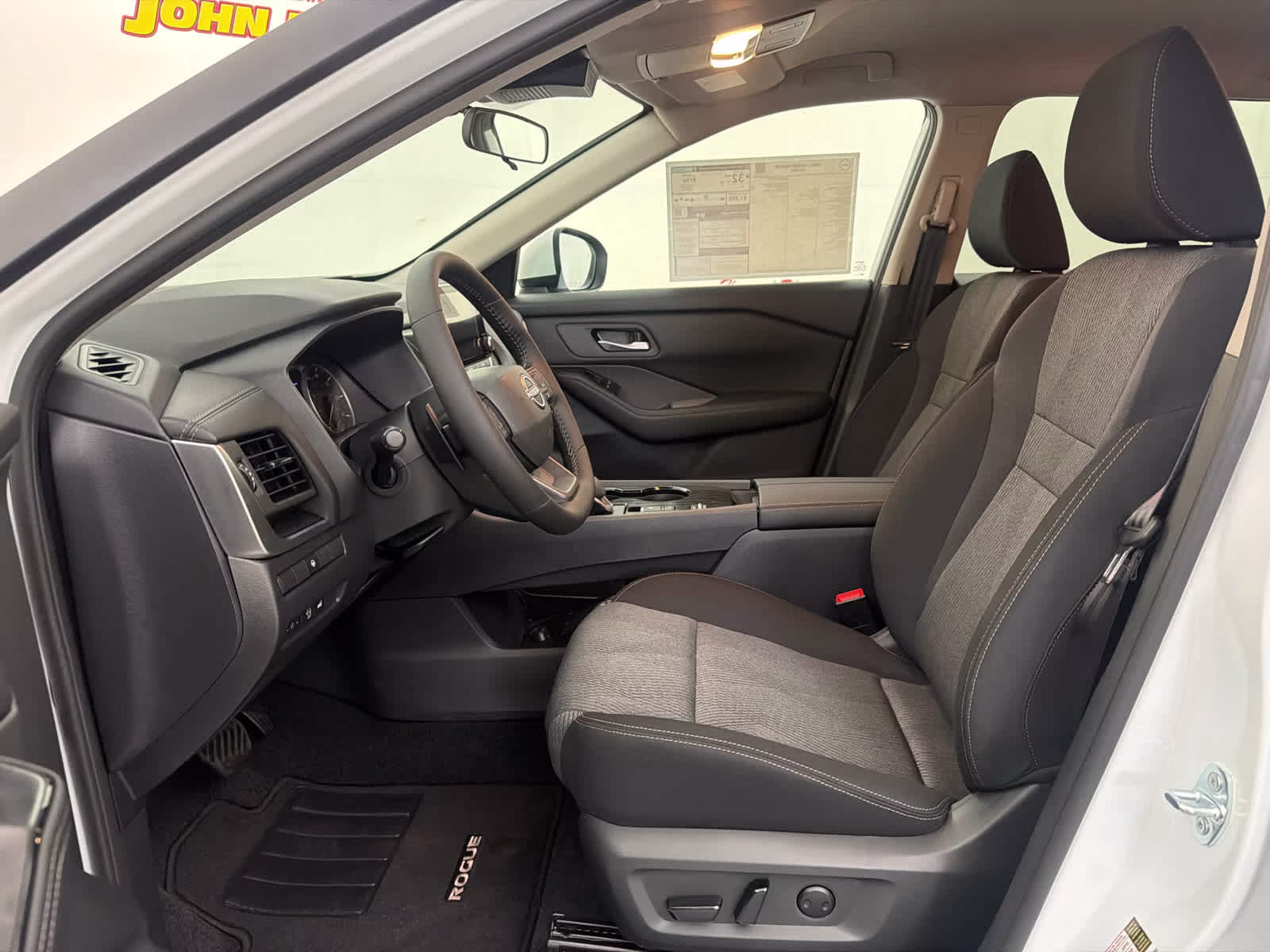 2026 Everest White Pearl Tricoat Nissan Rogue SV FWD SUV