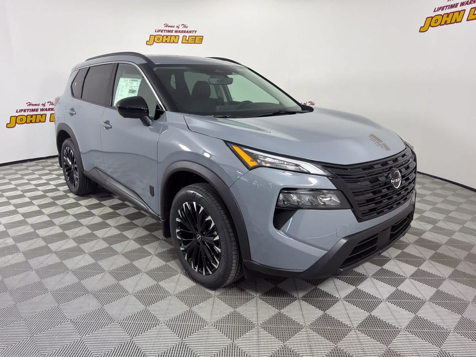2026 Boulder Gray Pearl Nissan Rogue Dark Armor FWD SUV