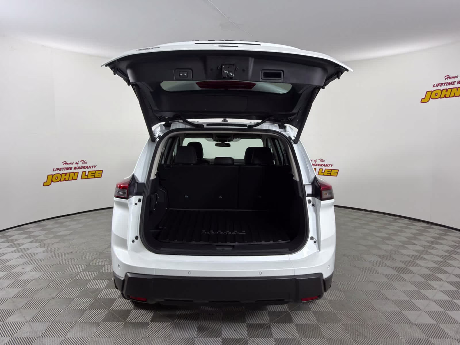 2026 Everest White Pearl Tricoat Nissan Rogue Rock Creek AWD SUV