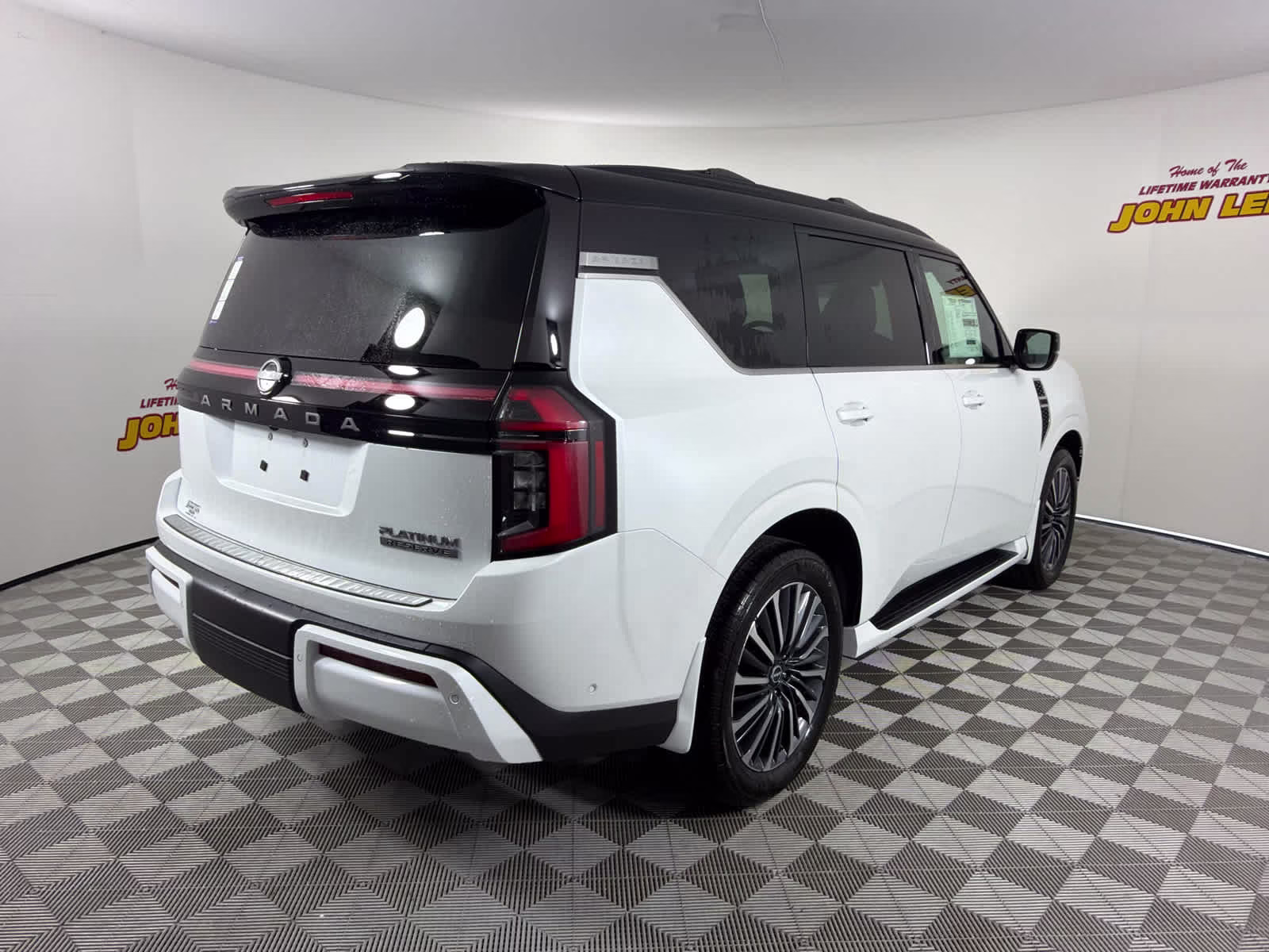 2026 Everest White Pearl Tricoat/Super Black Nissan Armada Platinum Reserve 4X4 SUV