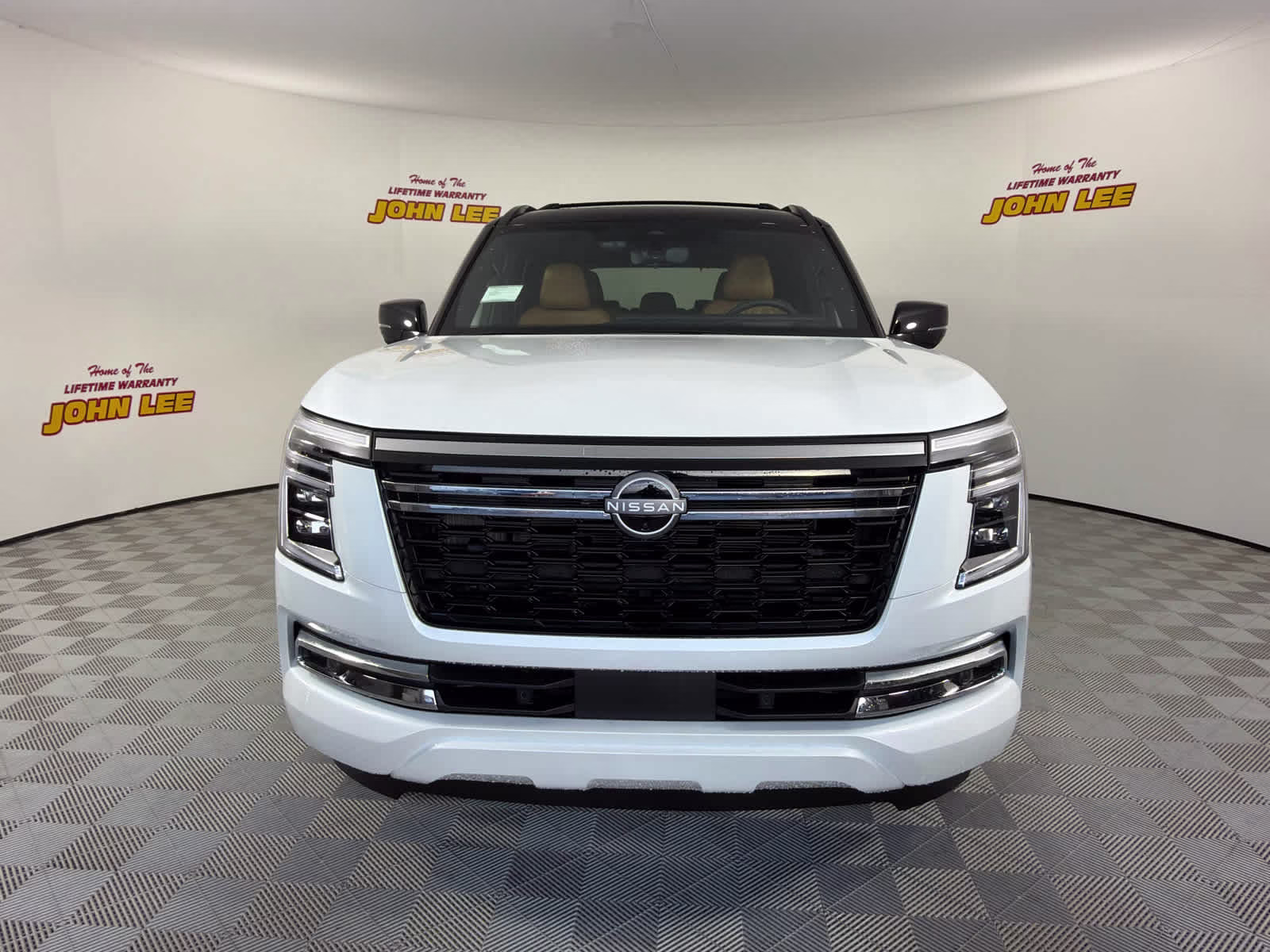 2026 Everest White Pearl Tricoat/Super Black Nissan Armada Platinum Reserve 4X4 SUV