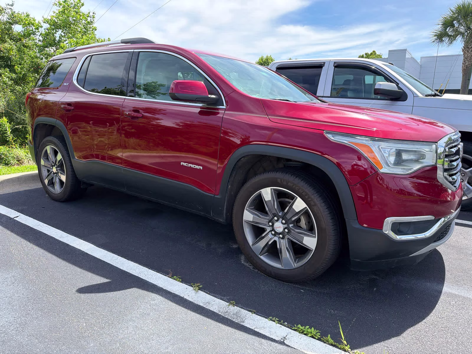 2019 Red Quartz Tintcoat GMC Acadia SLT FWD SUV