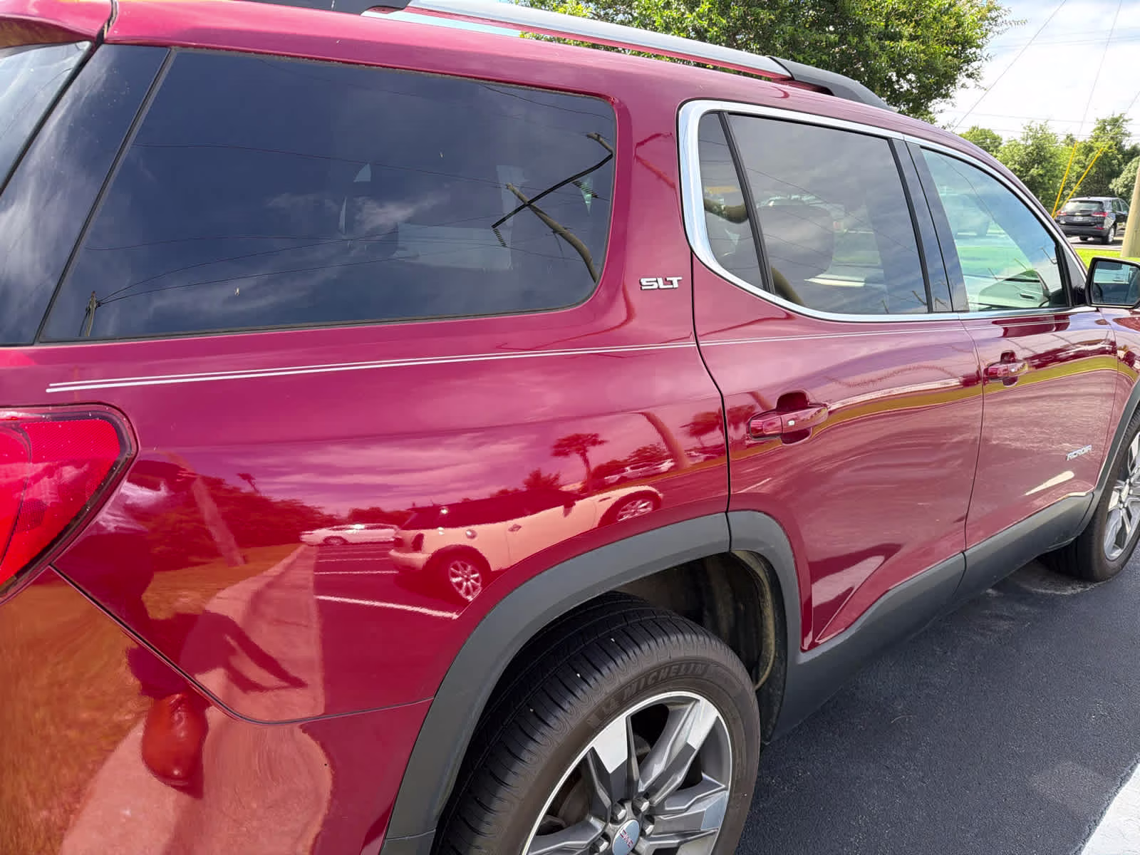 2019 Red Quartz Tintcoat GMC Acadia SLT FWD SUV