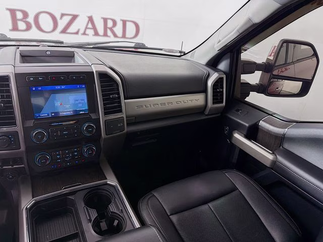 2021 Red Metallic Ford Super Duty F-250 SRW Lariat 4X4 Truck