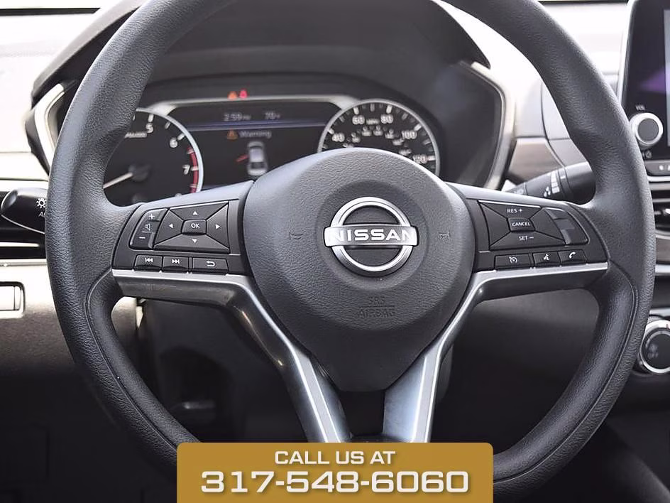 2025 Glacier White Nissan Altima 2.5 SV FWD Sedan