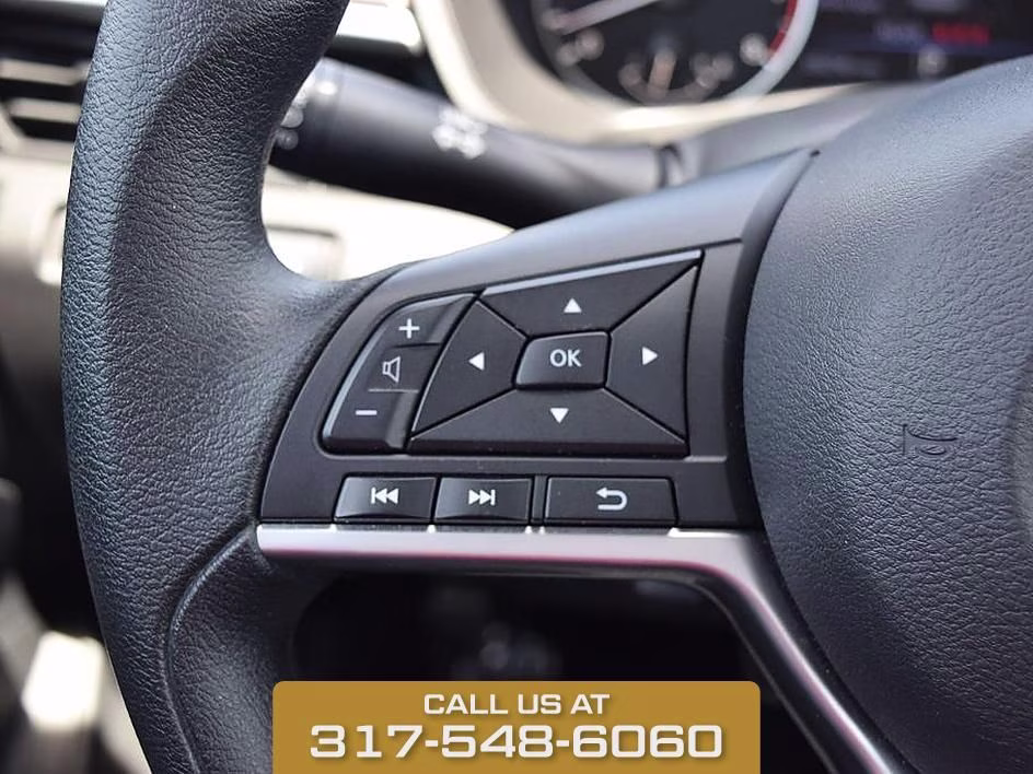 2025 Glacier White Nissan Altima 2.5 SV FWD Sedan