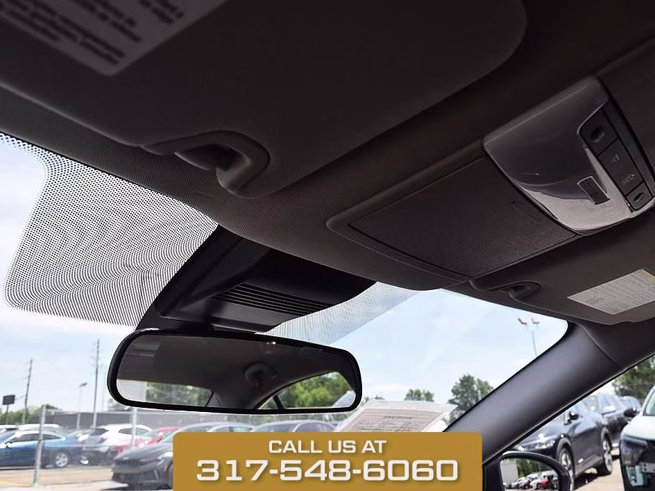 2025 Glacier White Nissan Altima 2.5 SV FWD Sedan