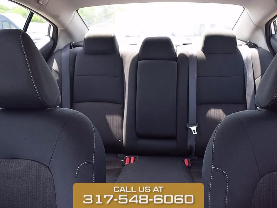 2025 Glacier White Nissan Altima 2.5 SV FWD Sedan