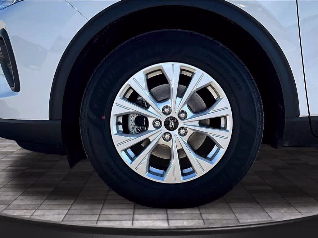 2023 Oxford White Ford Escape Active AWD SUV