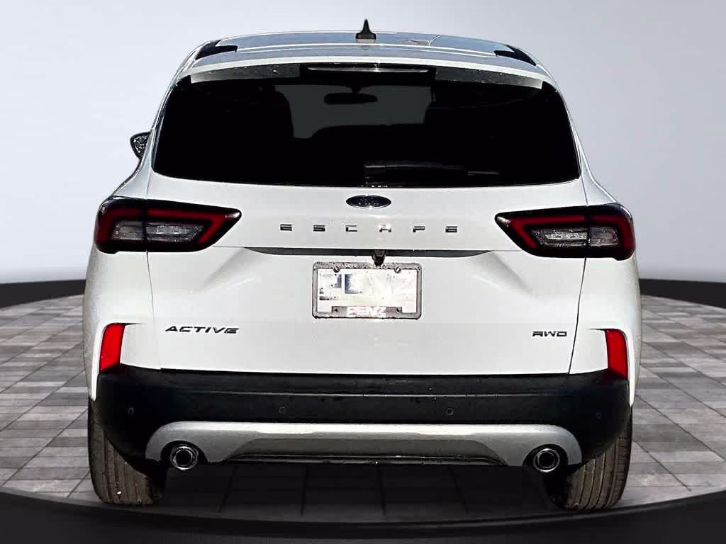 2023 Oxford White Ford Escape Active AWD SUV