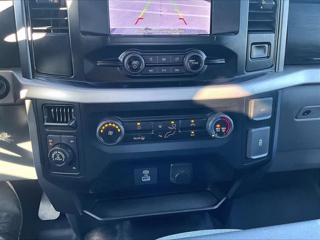 2023 Iconic Silver Ford F-150 XLT 4X4 Truck