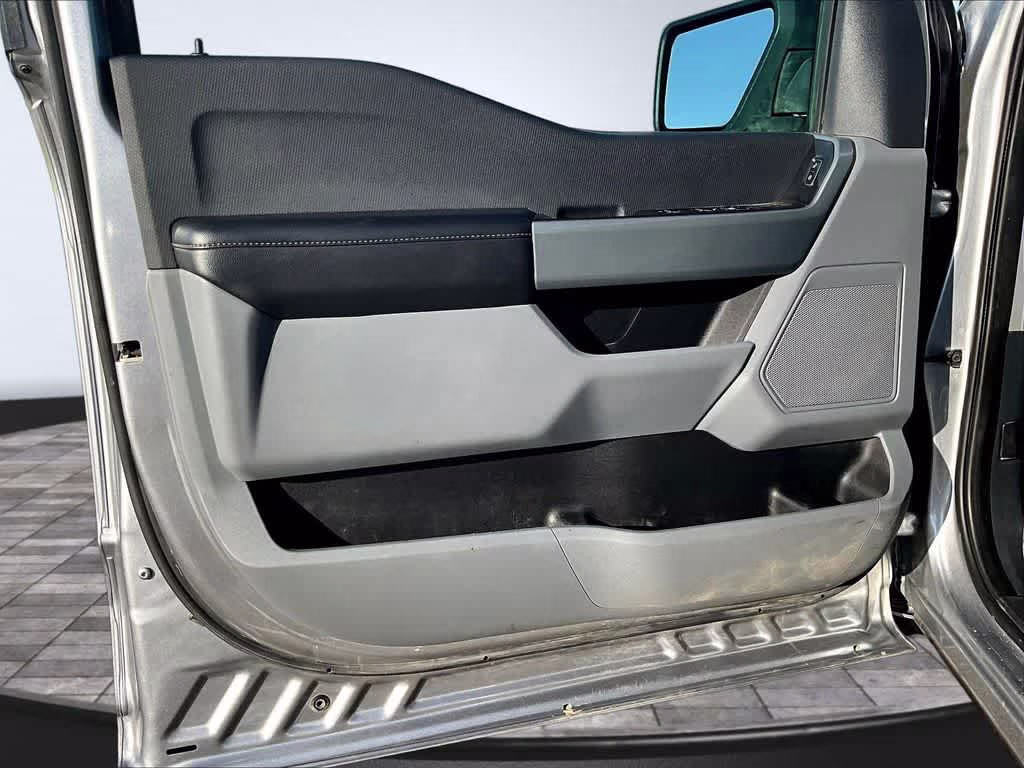 2023 Iconic Silver Ford F-150 XLT 4X4 Truck