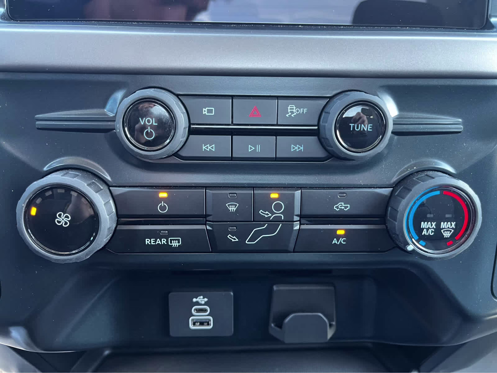 2025 Atlas Blue Ford F-150 XL 4X4 Truck