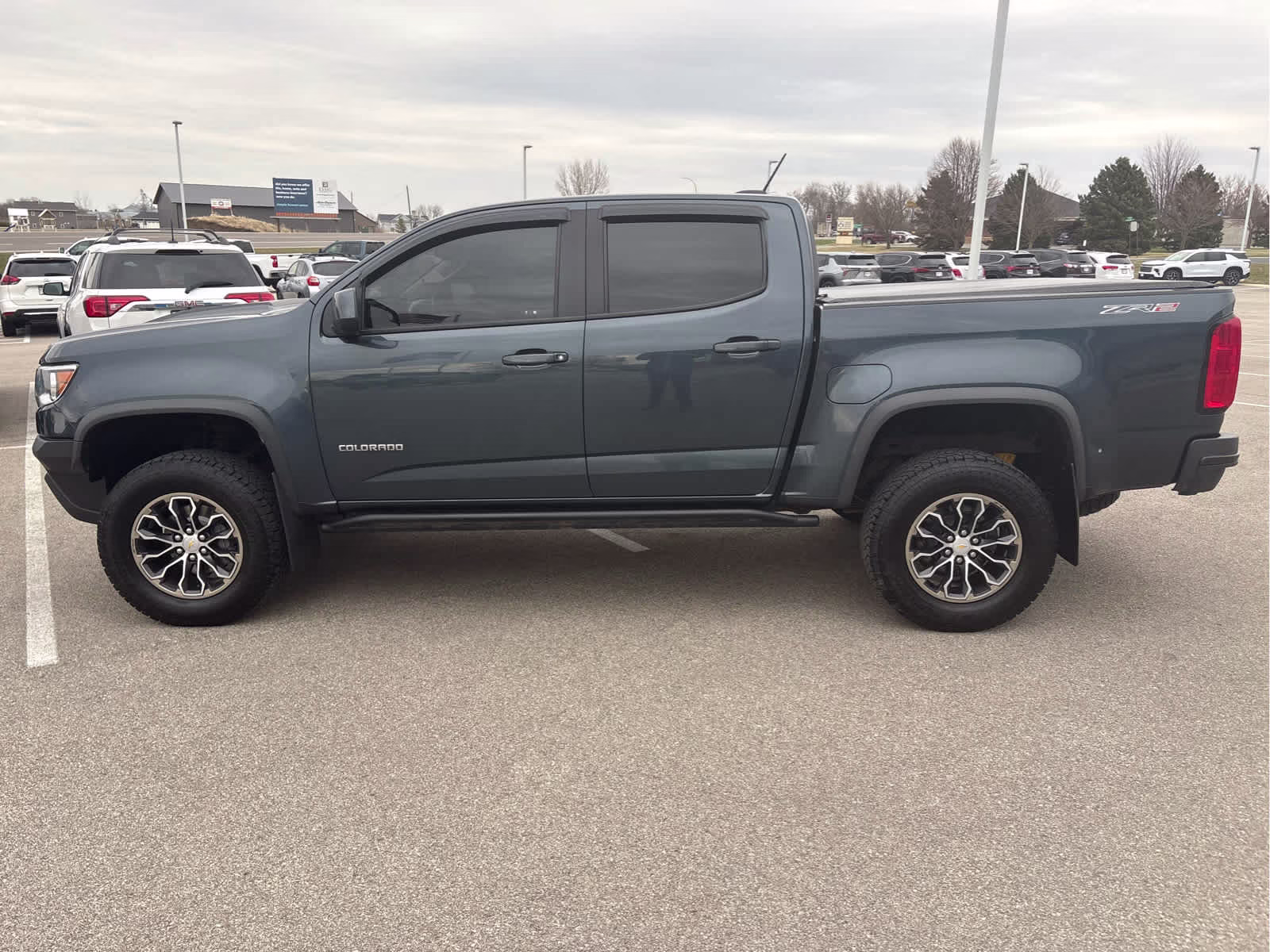 2019 Shadow Gray Metallic Chevrolet Colorado 4WD ZR2 4X4 Truck