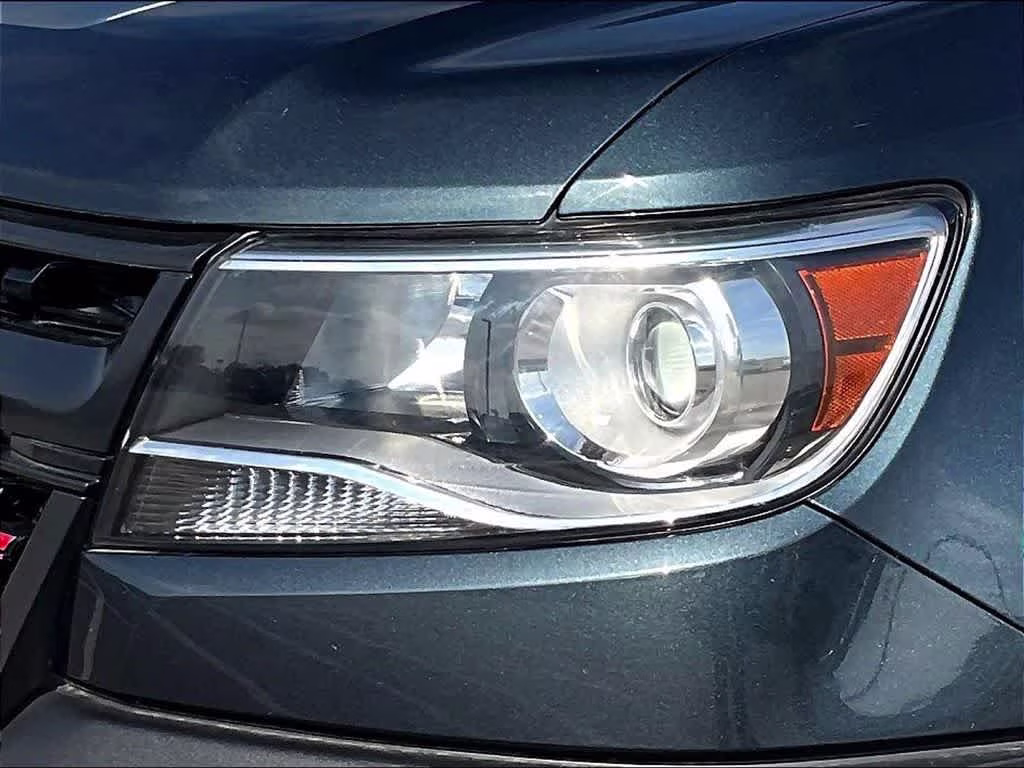 2019 Shadow Gray Metallic Chevrolet Colorado 4WD ZR2 4X4 Truck