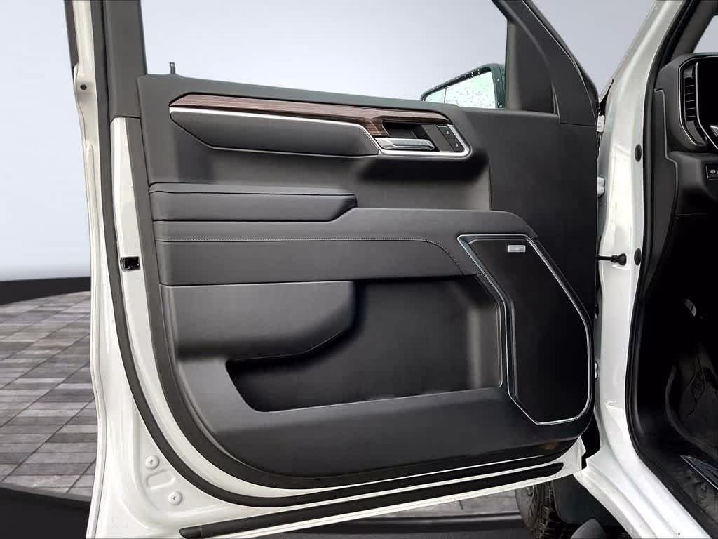 2023 Summit White Chevrolet Silverado 1500 RST 4X4 Truck